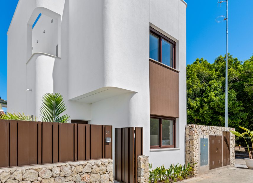 Obra nueva - Villa -
Mil Palmeras