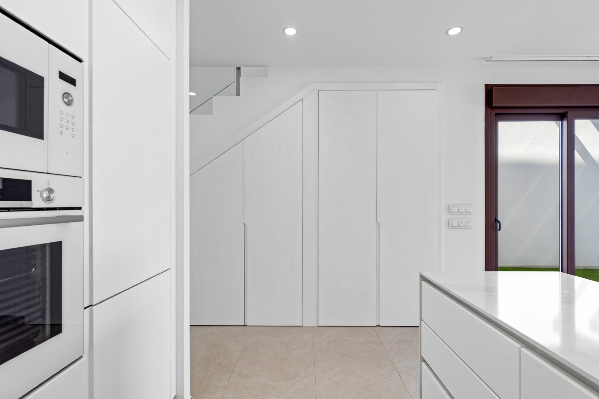 Obra nueva - Villa -
Mil Palmeras