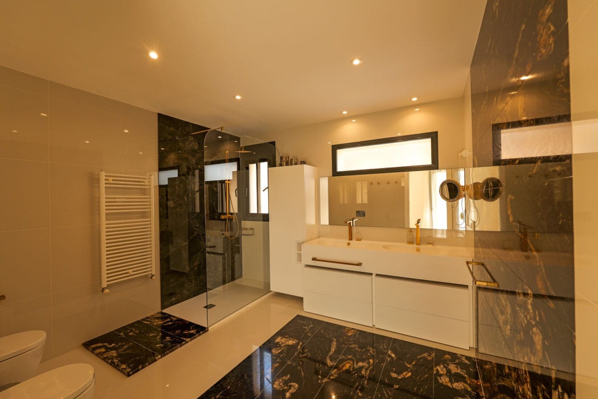 Obra nueva - Villa -
Torrevieja