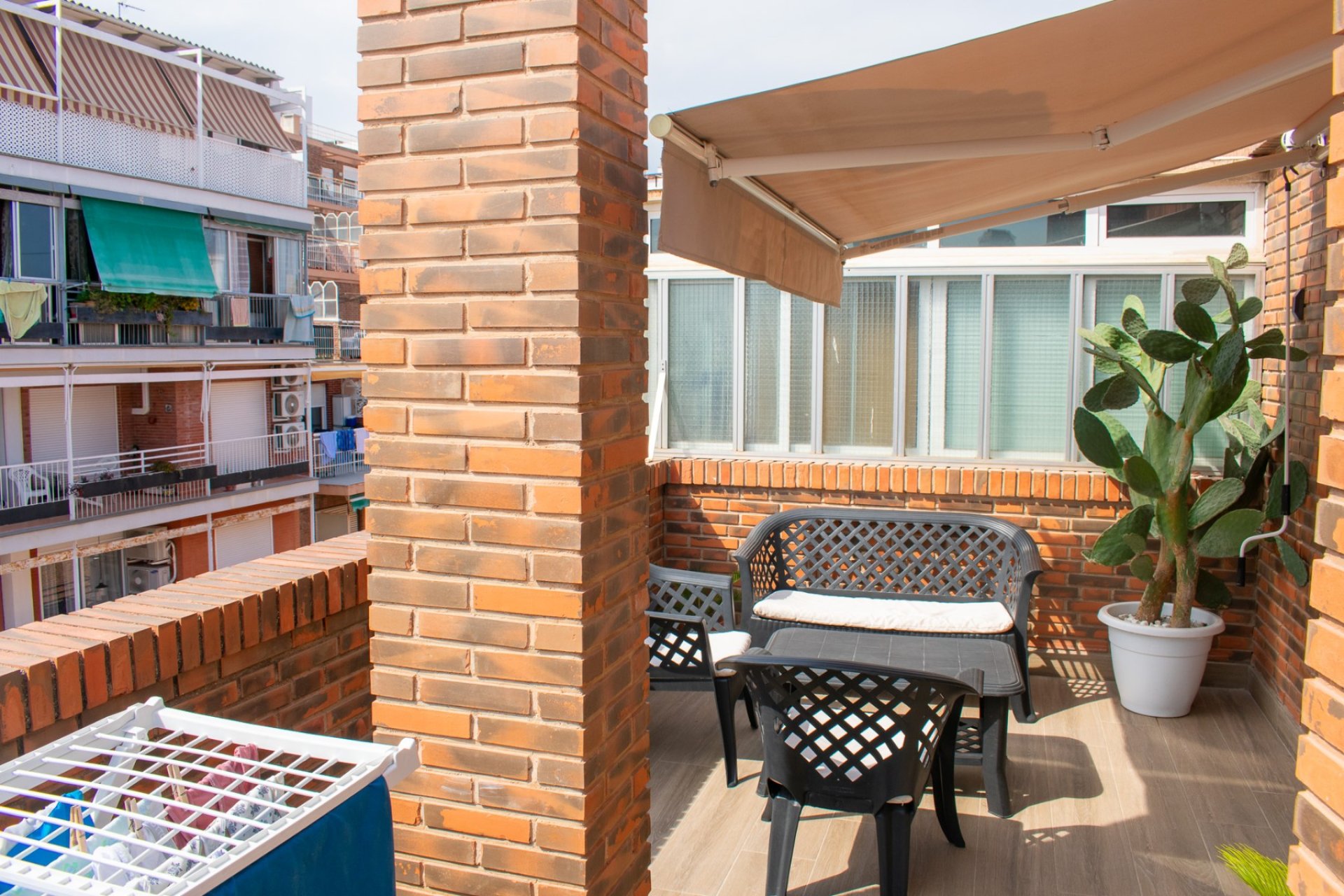 Resale - apartment -
Alicante - Casco antiguo