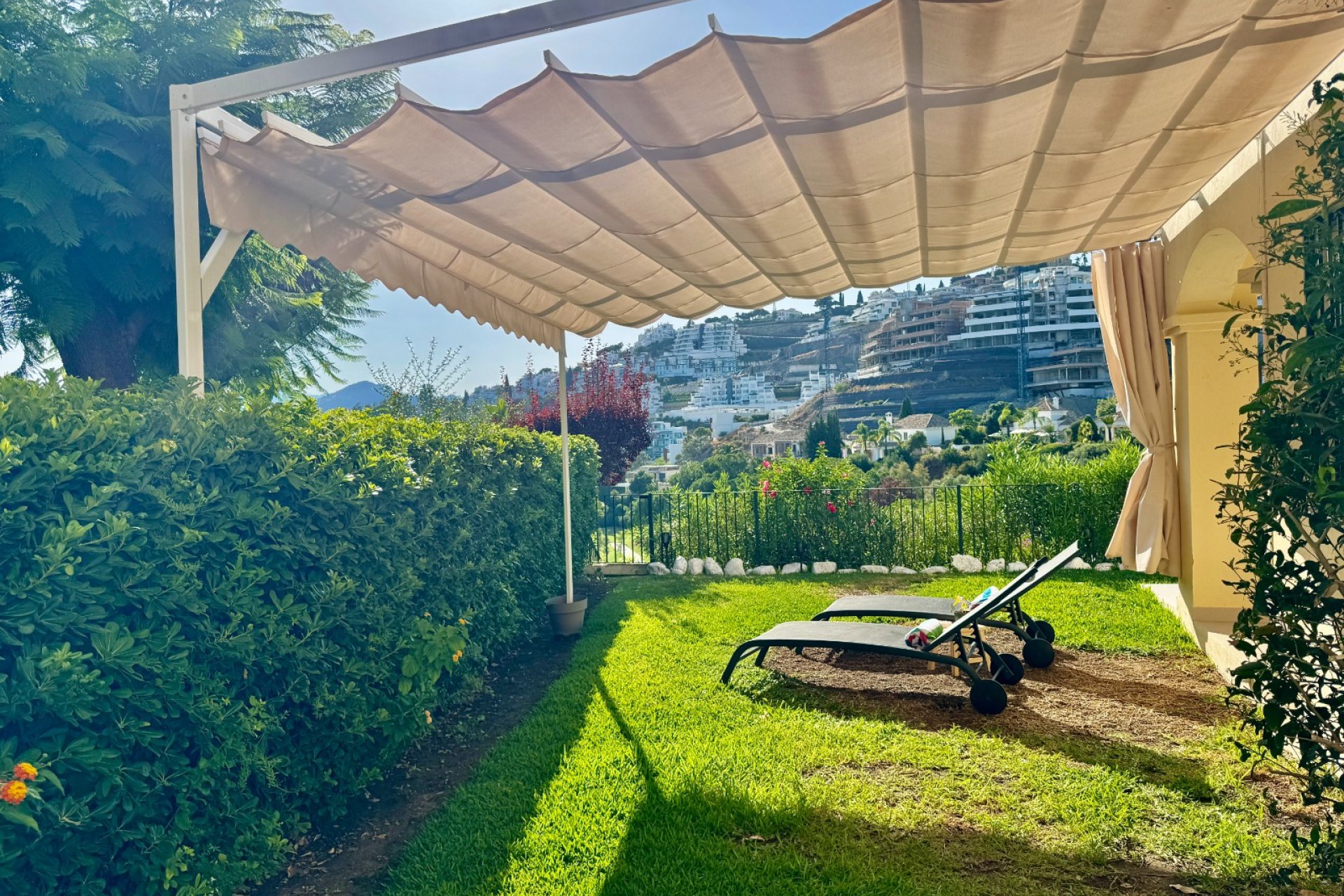 Resale - apartment -
Benahavis - La Quinta