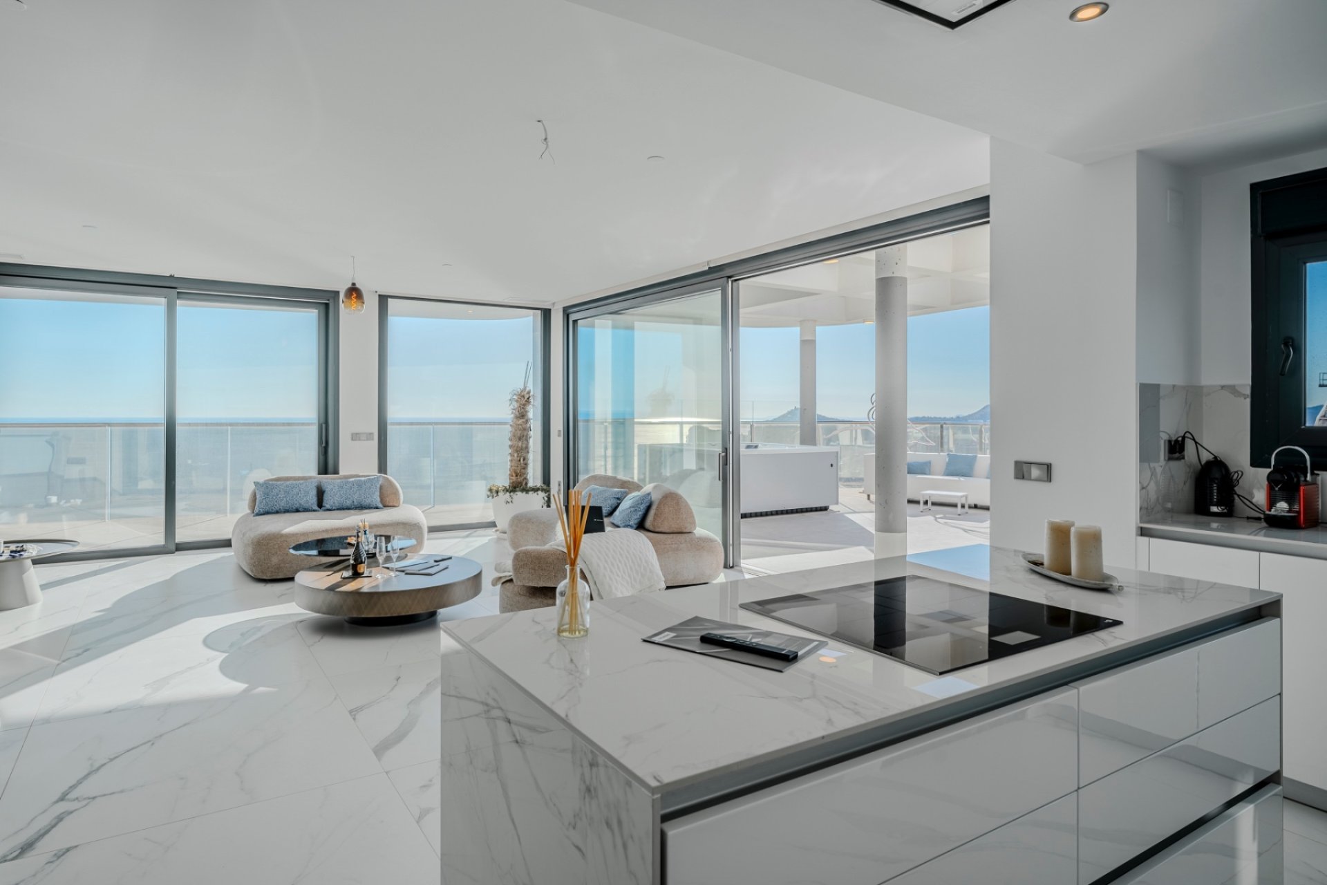Resale - apartment -
Benidorm