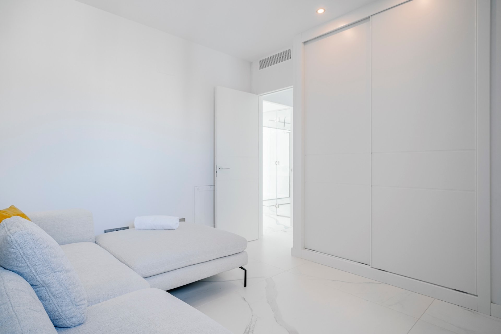 Resale - apartment -
Benidorm