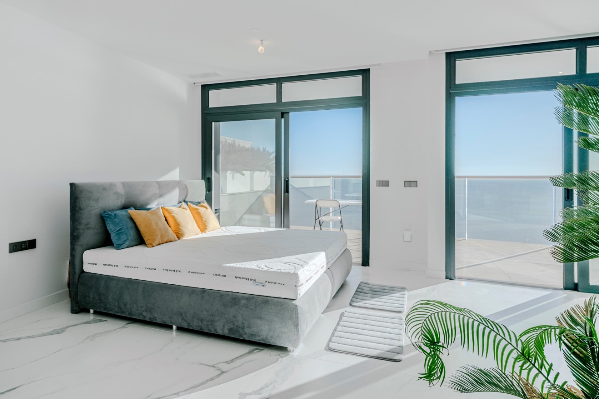 Resale - apartment -
Benidorm