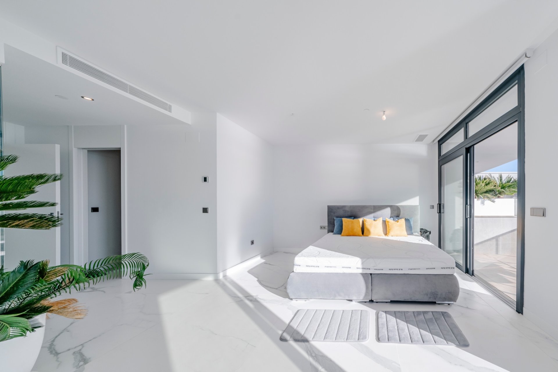 Resale - apartment -
Benidorm