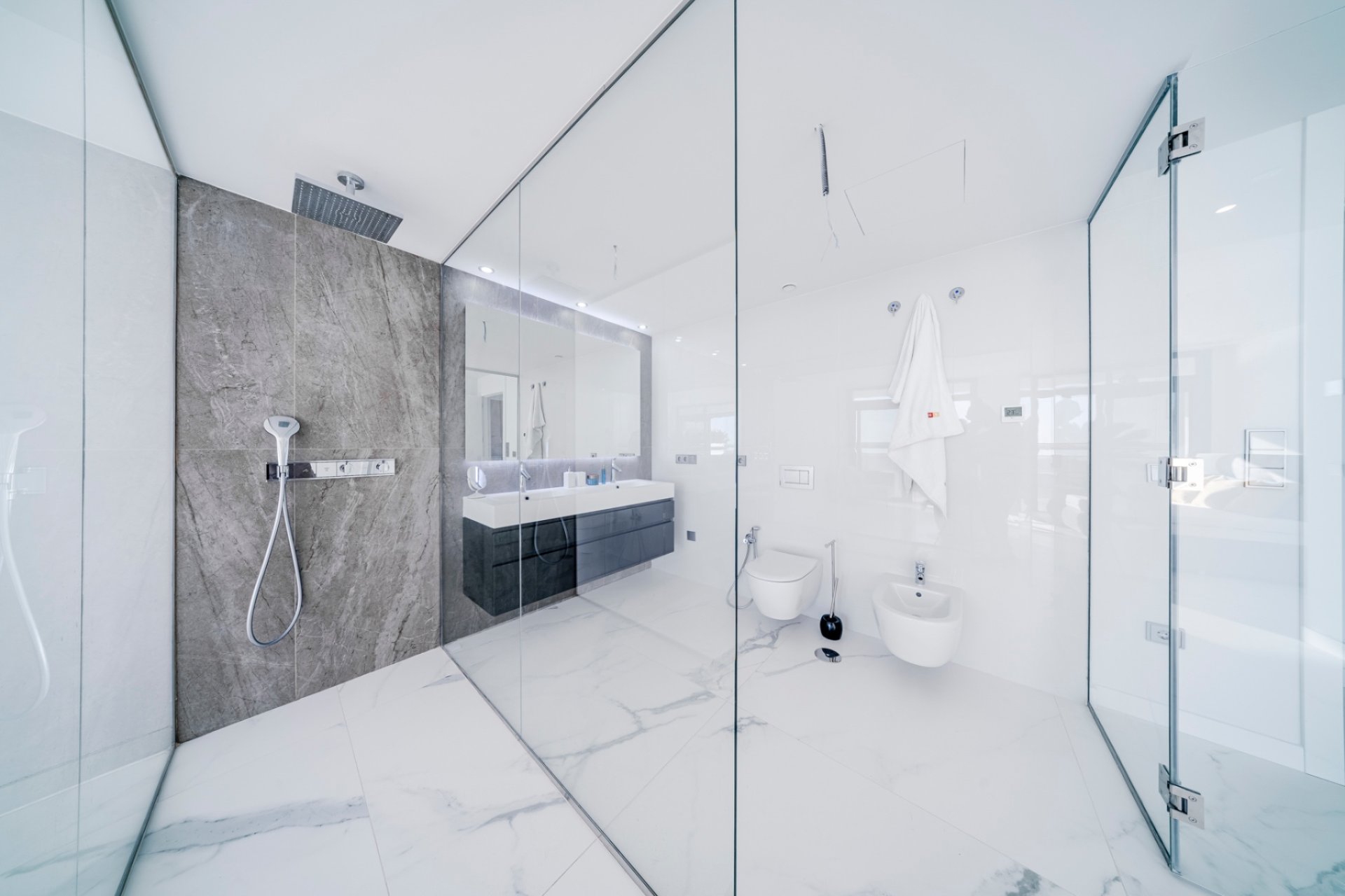 Resale - apartment -
Benidorm