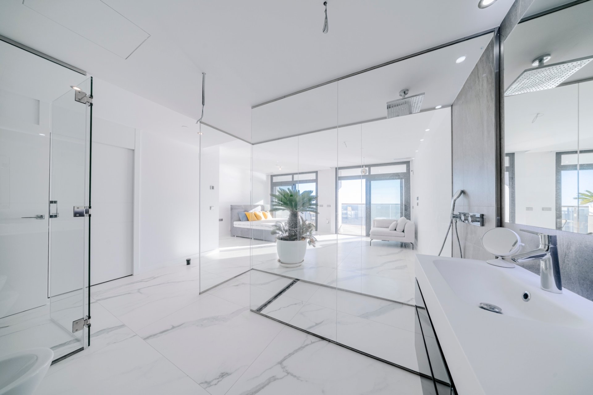 Resale - apartment -
Benidorm