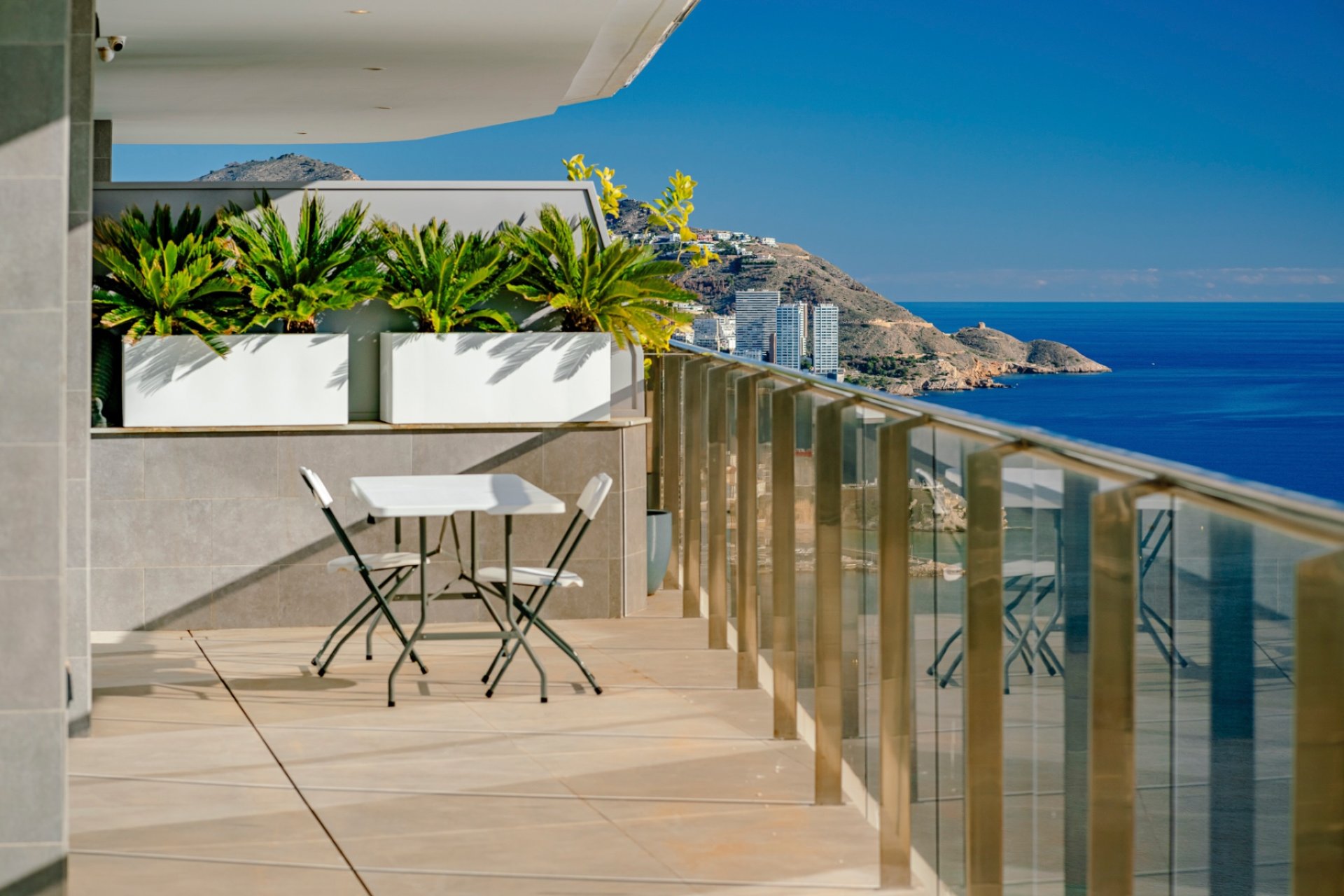 Resale - apartment -
Benidorm