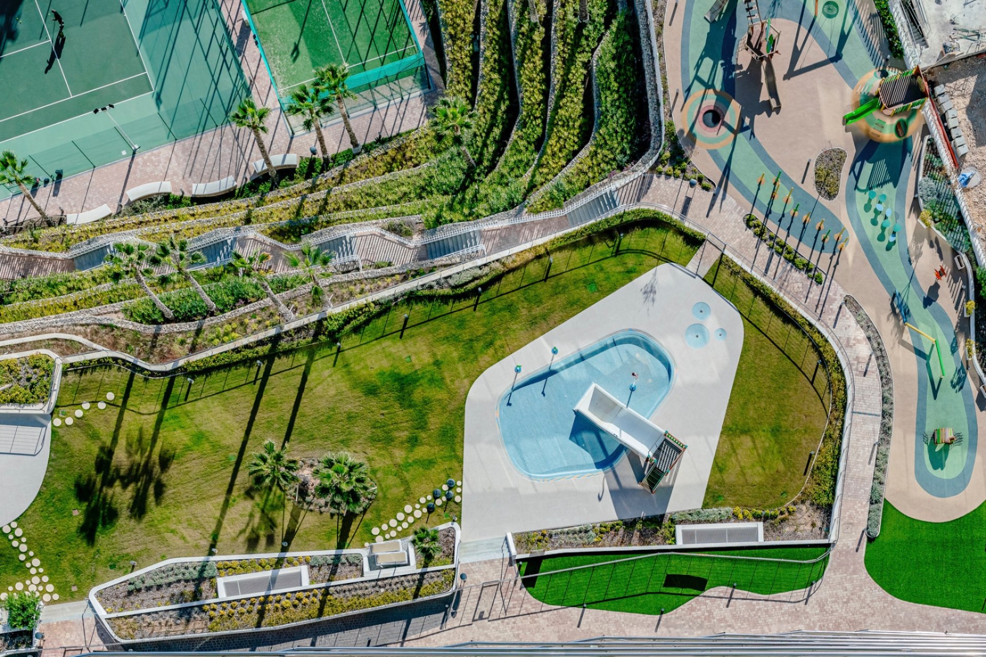 Resale - apartment -
Benidorm