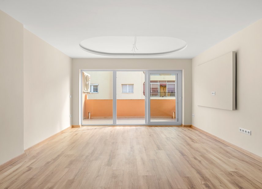 Resale - apartment -
Calpe - Centro