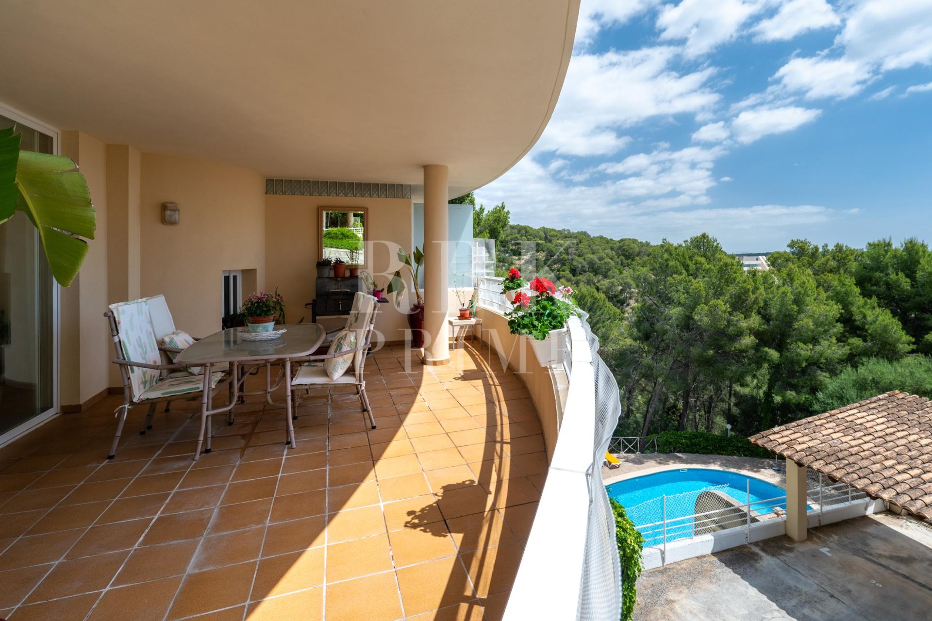 Resale - apartment -
Calvià - Bendinat