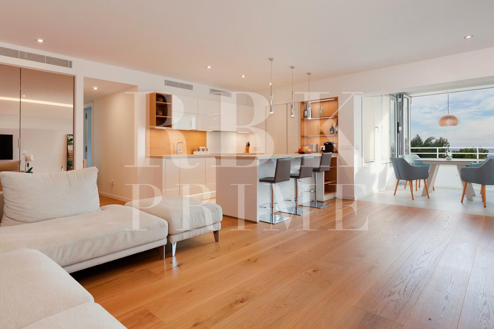 Resale - apartment -
Calvià - Puerto Portals