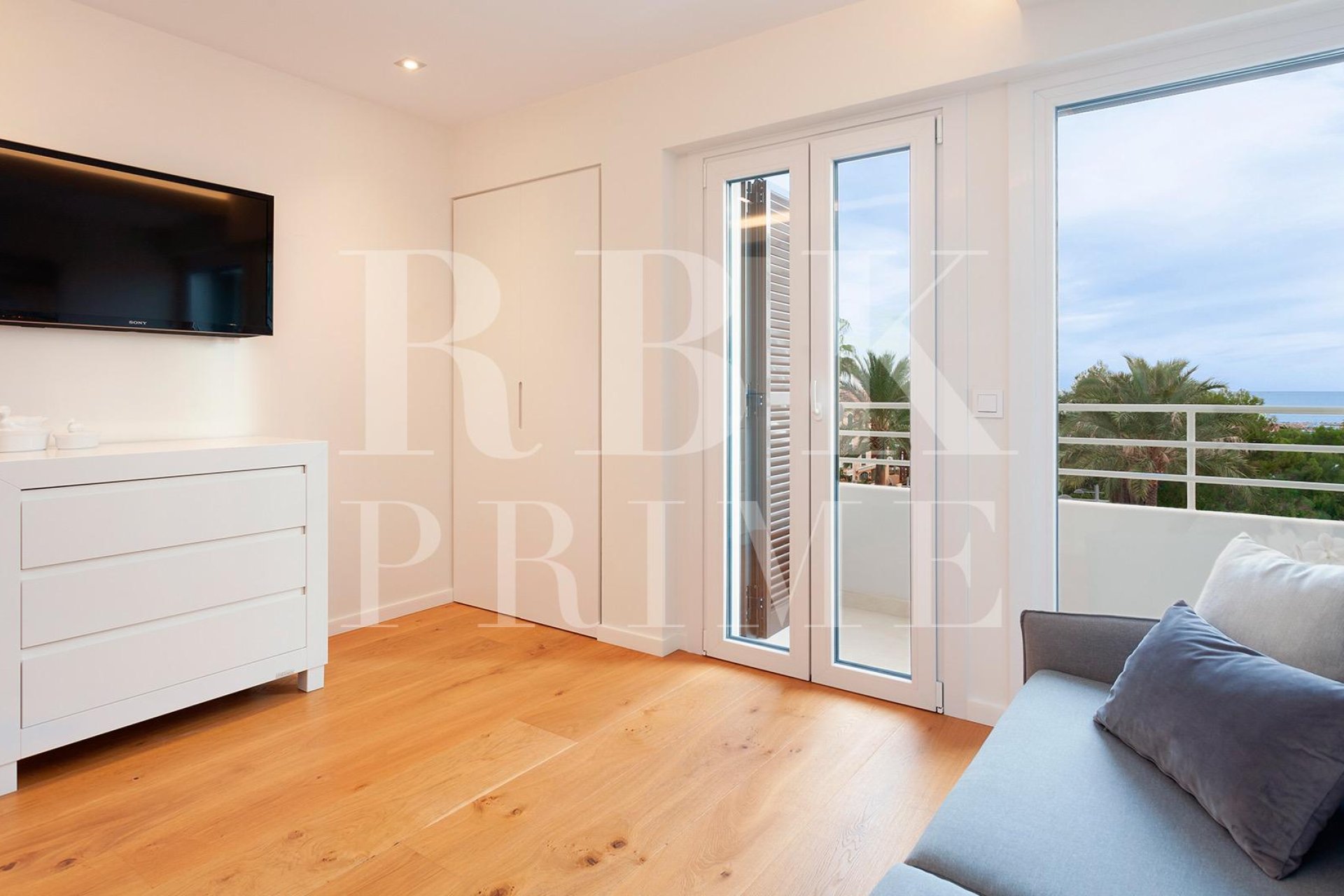 Resale - apartment -
Calvià - Puerto Portals