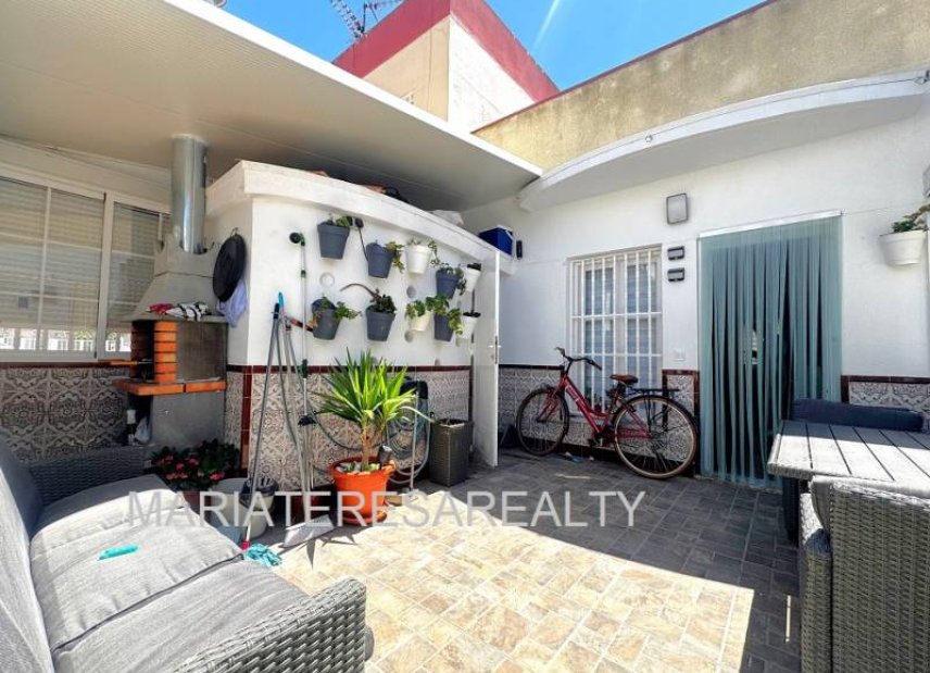 Resale - apartment -
Los Alcazares - La Dorada