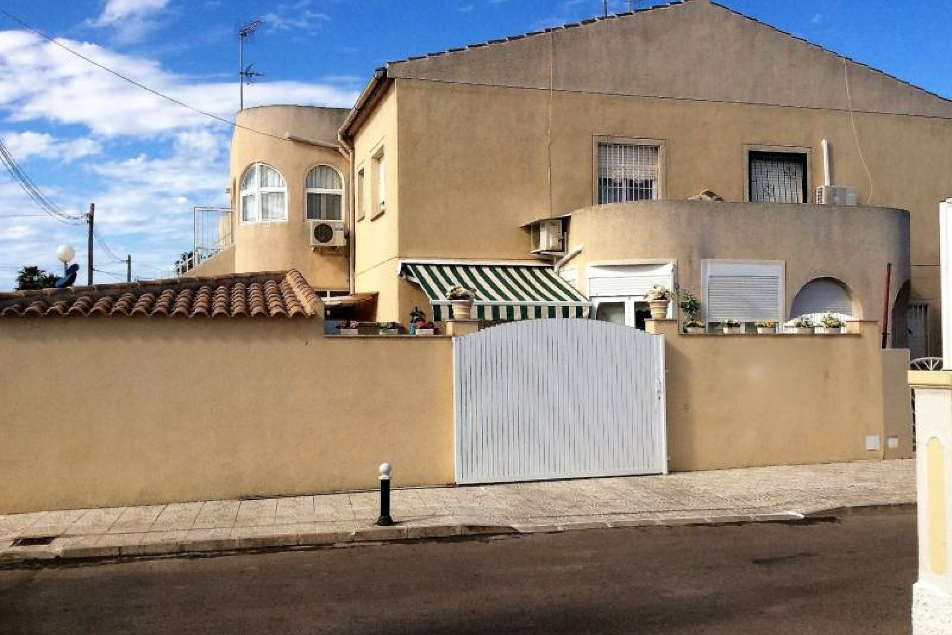 Resale - apartment -
Los Narejos - Oasis