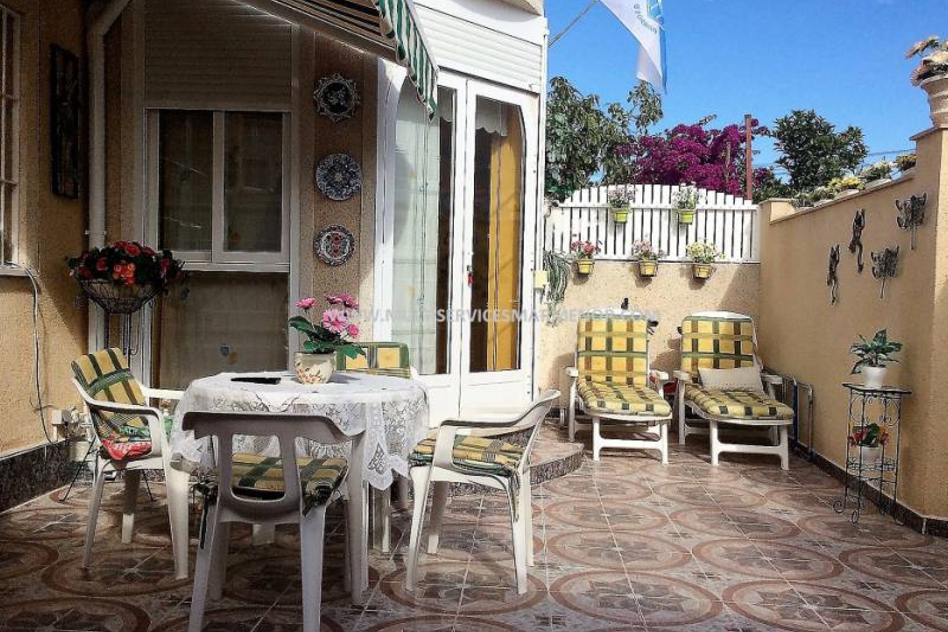 Resale - apartment -
Los Narejos - Oasis