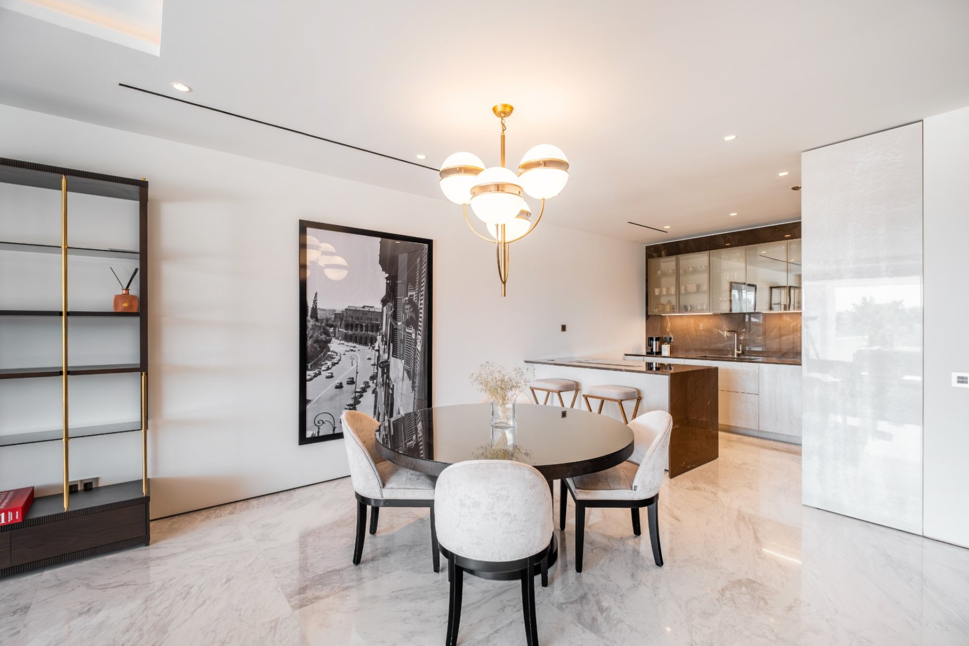 Resale - apartment -
Marbella - Golden Mile