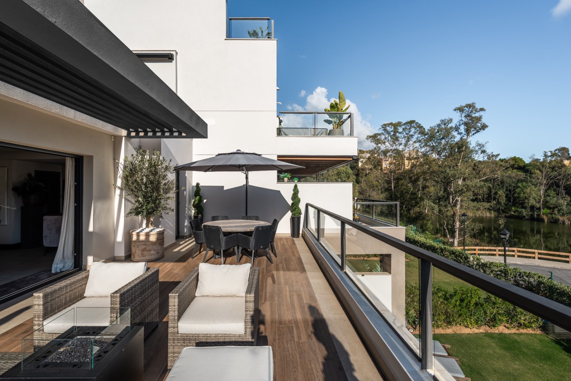 Resale - apartment -
Marbella - Nueva Andalucía