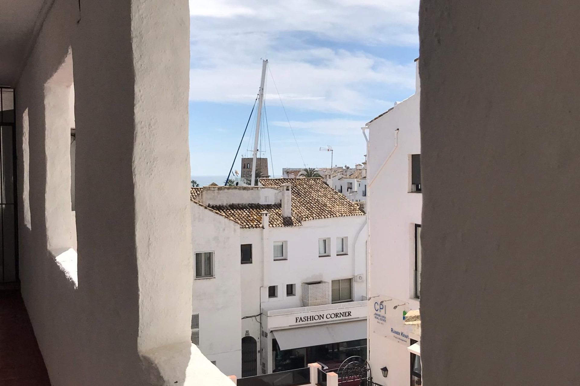 Resale - apartment -
Marbella - Puerto Banús