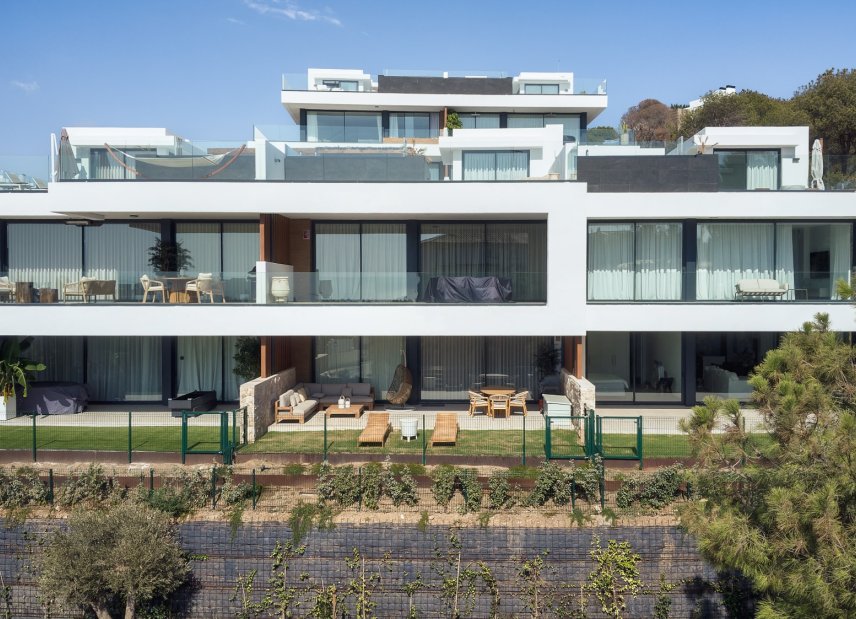 Resale - apartment -
Marbella
