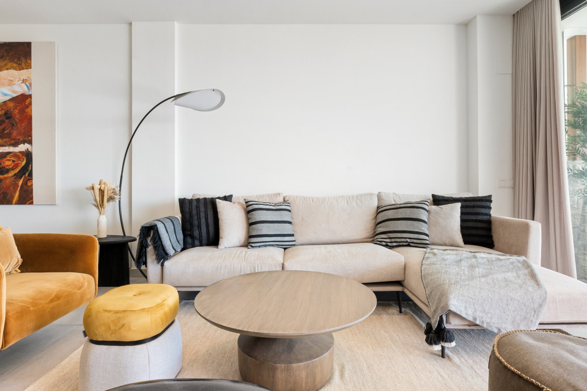 Resale - apartment -
Marbella
