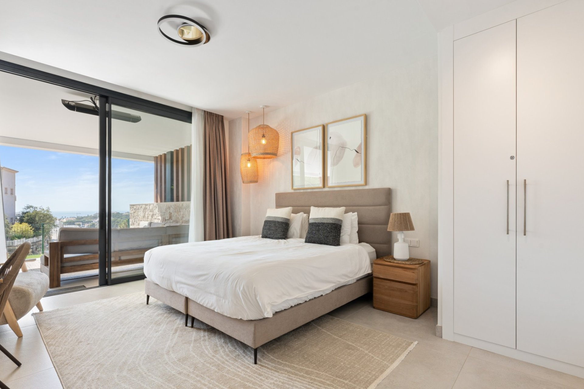 Resale - apartment -
Marbella