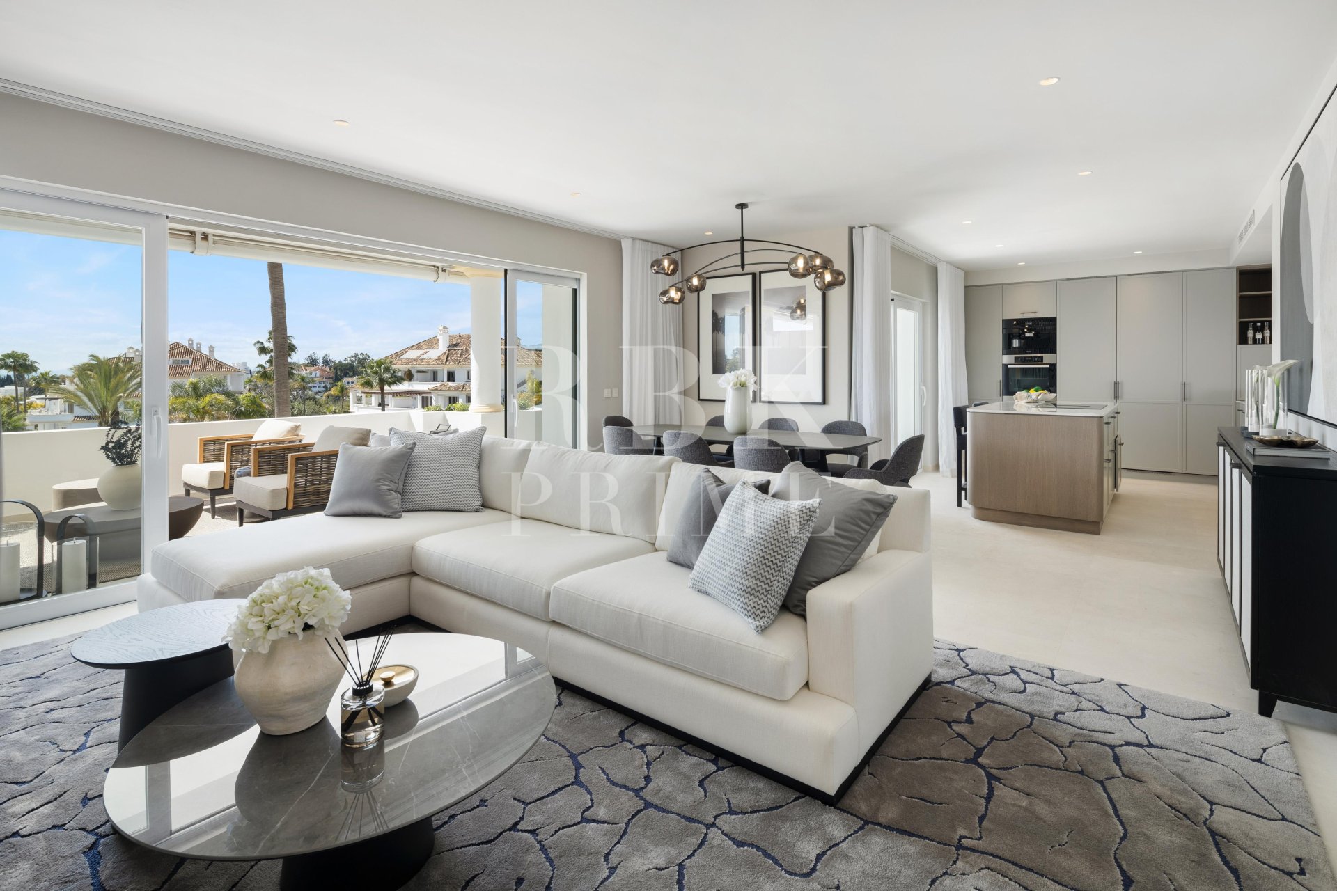 Resale - apartment -
Marbella