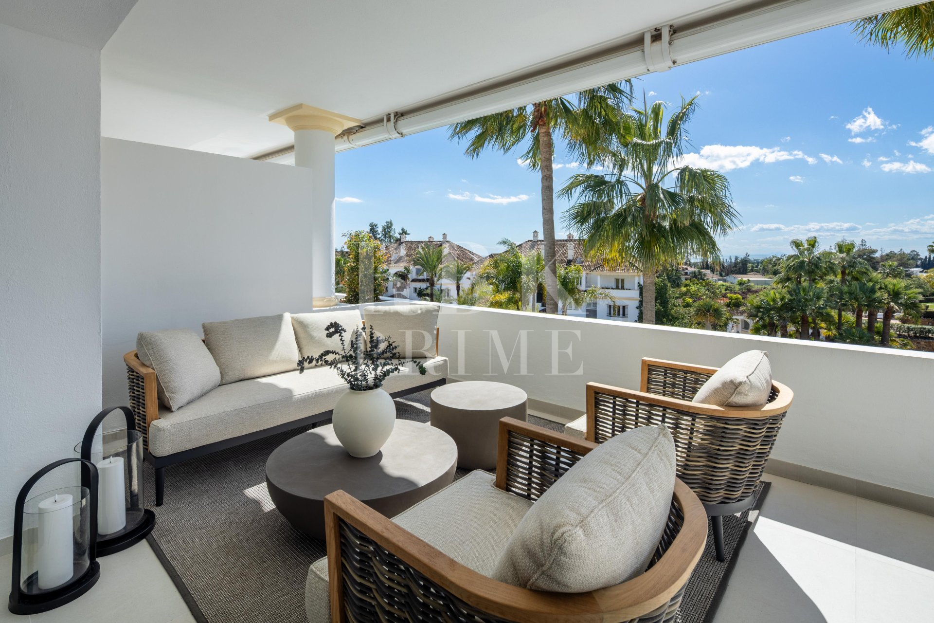 Resale - apartment -
Marbella