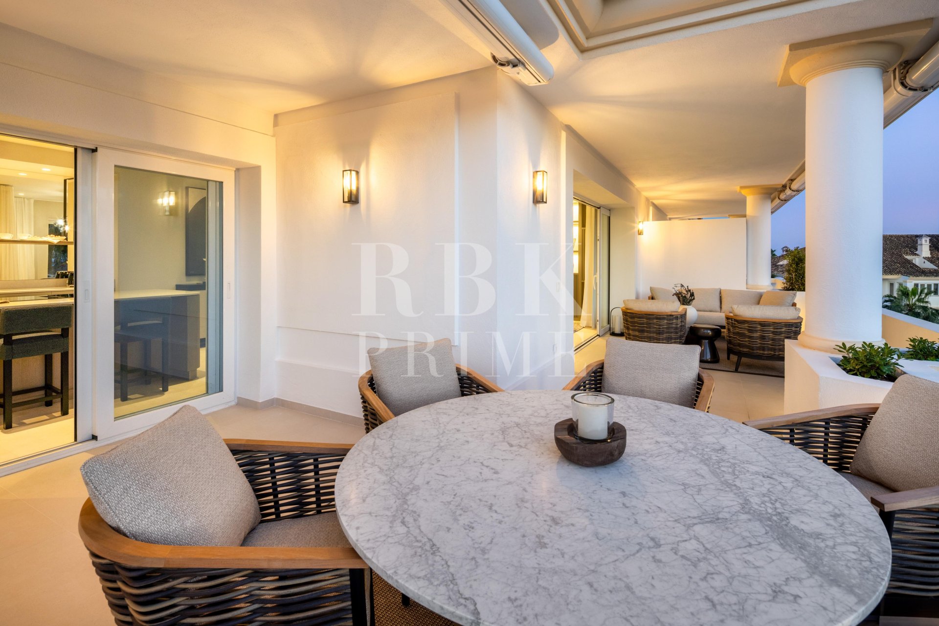 Resale - apartment -
Marbella