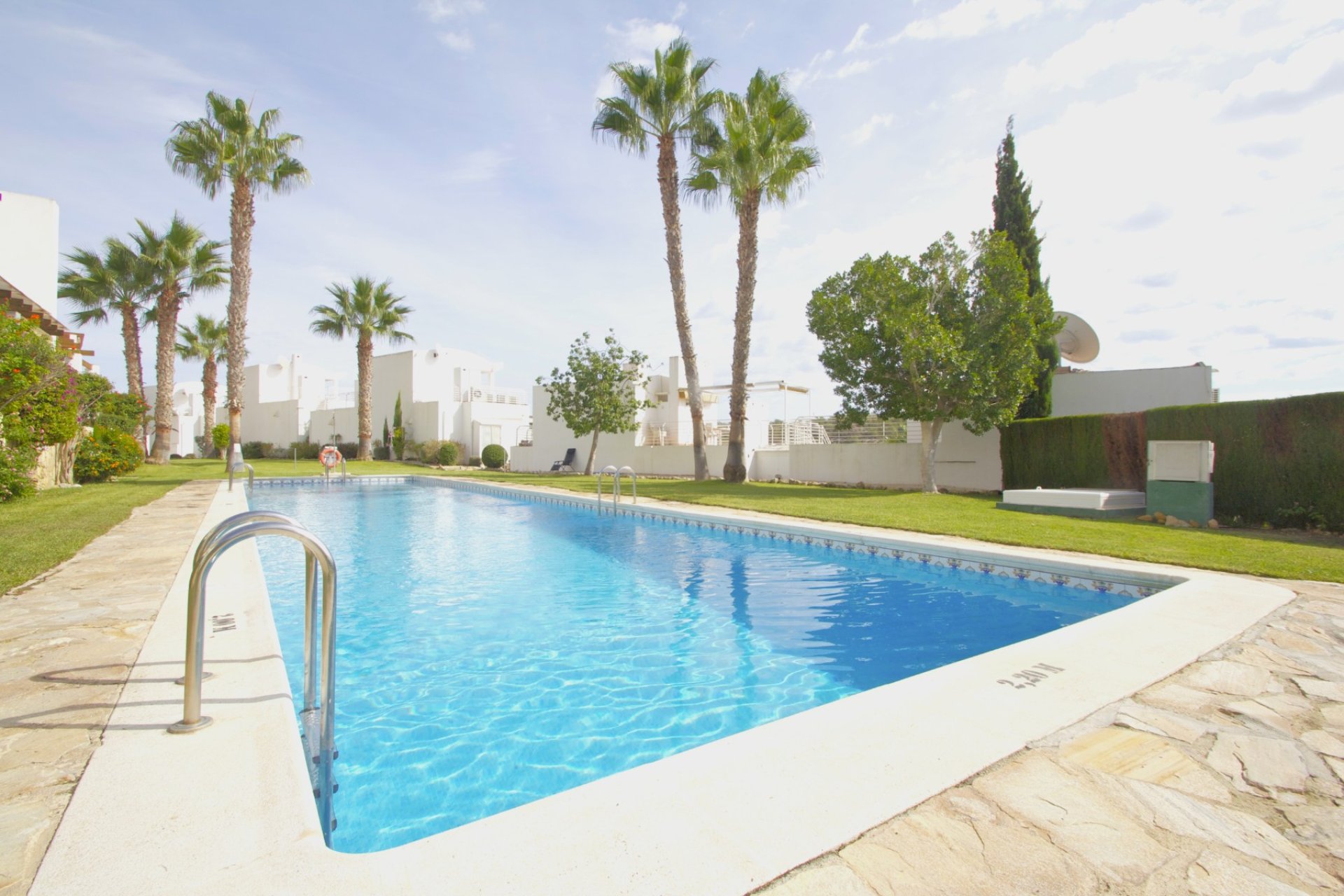 Resale - apartment -
Orihuela Costa - Las Ramblas