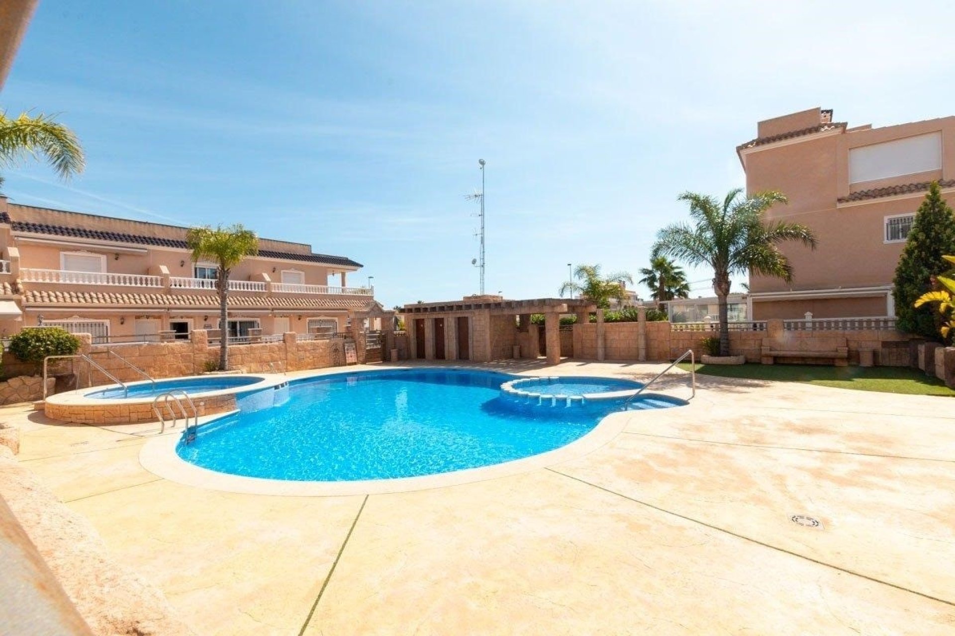 Resale - apartment -
Orihuela Costa - Los Dolses