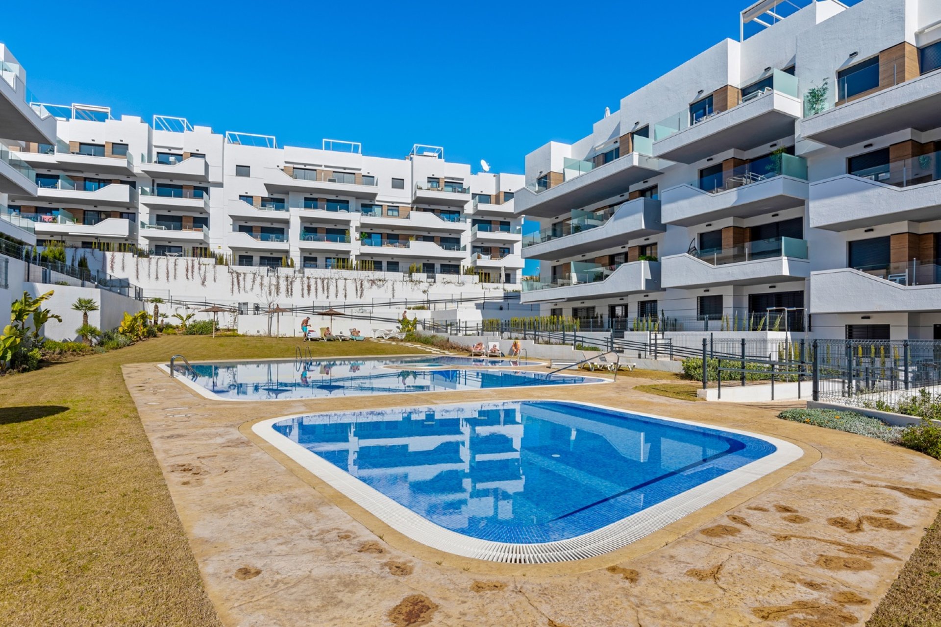 Resale - apartment -
Orihuela Costa - Los Dolses