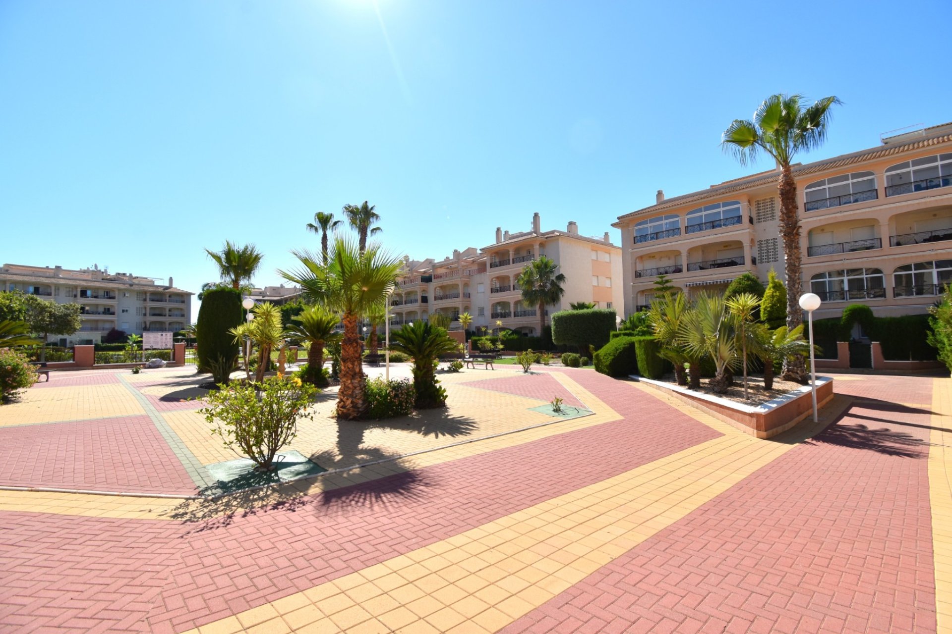 Resale - apartment -
Orihuela Costa - Playa Flamenca