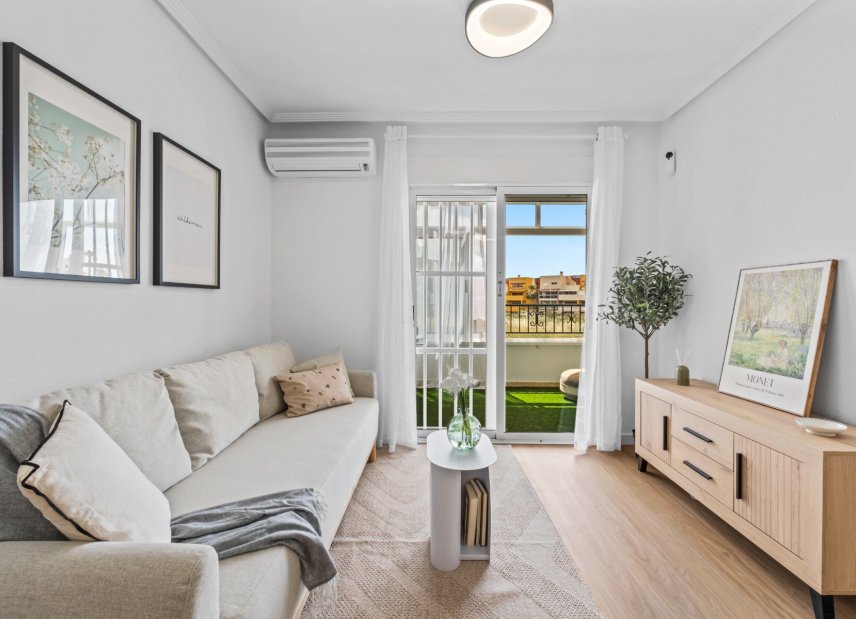 Resale - apartment -
Orihuela Costa - Playa Flamenca