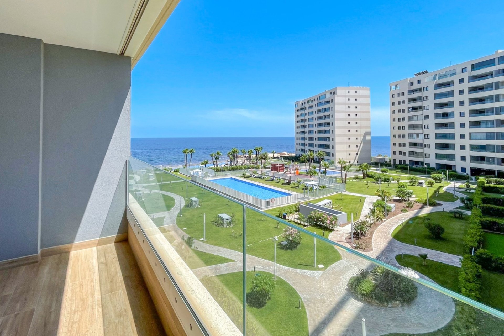 Resale - apartment -
Orihuela Costa - Punta Prima