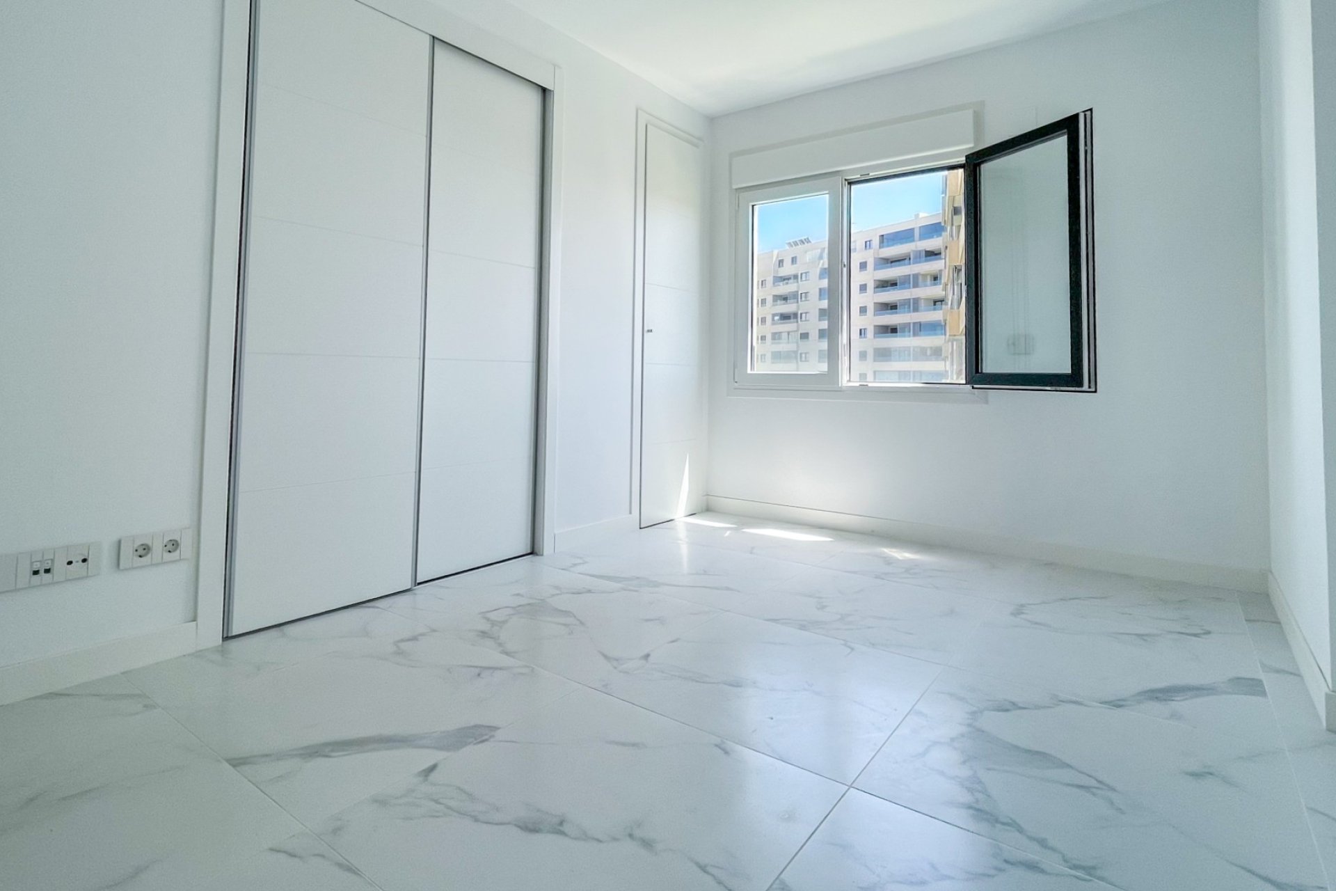 Resale - apartment -
Orihuela Costa - Punta Prima
