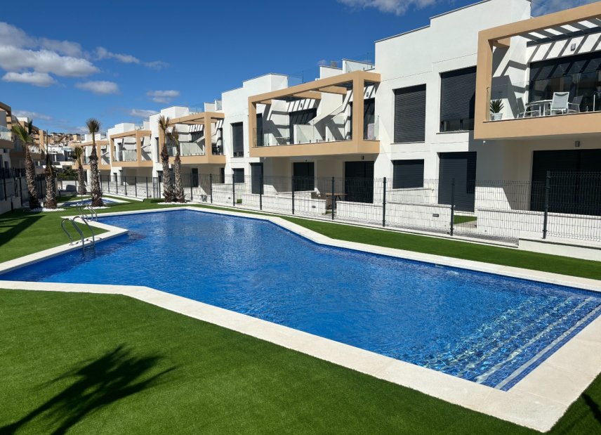 Resale - apartment -
Orihuela Costa - Villamartín