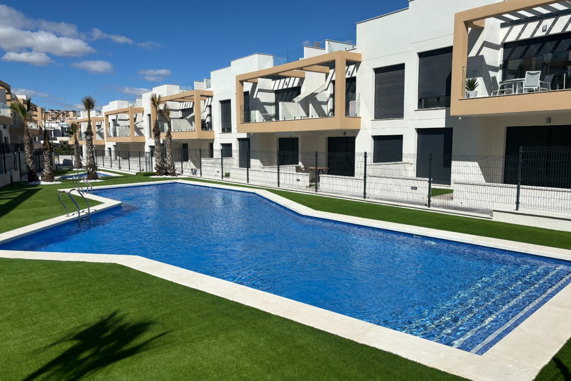 Resale - apartment -
Orihuela Costa - Villamartín