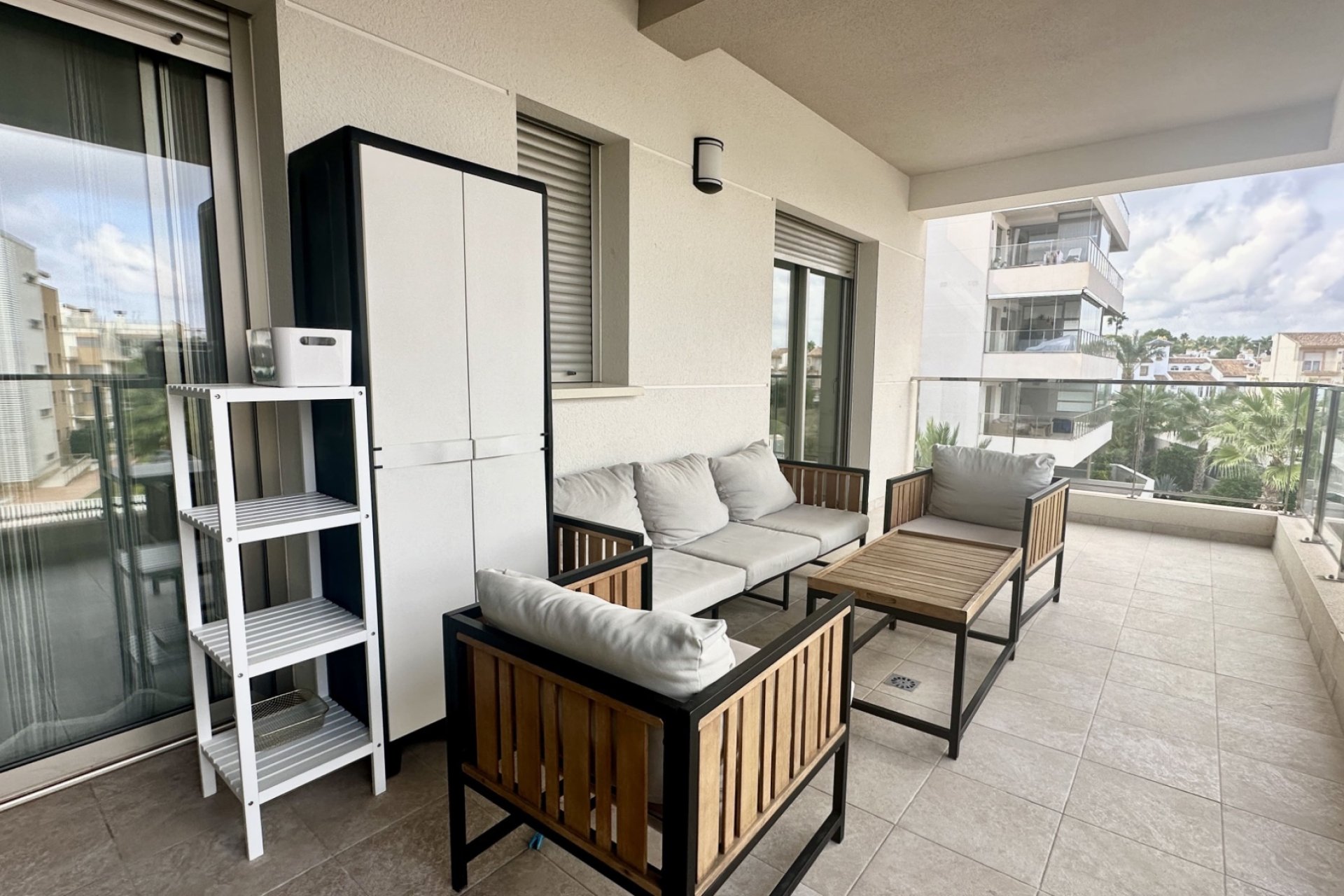 Resale - apartment -
Orihuela Costa - Villamartín