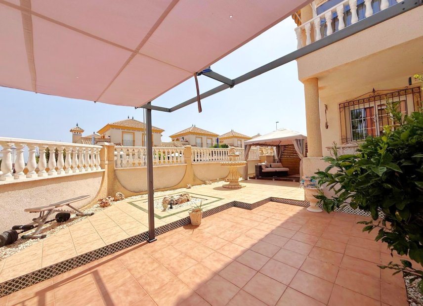 Resale - apartment -
Orihuela Costa - Villamartín