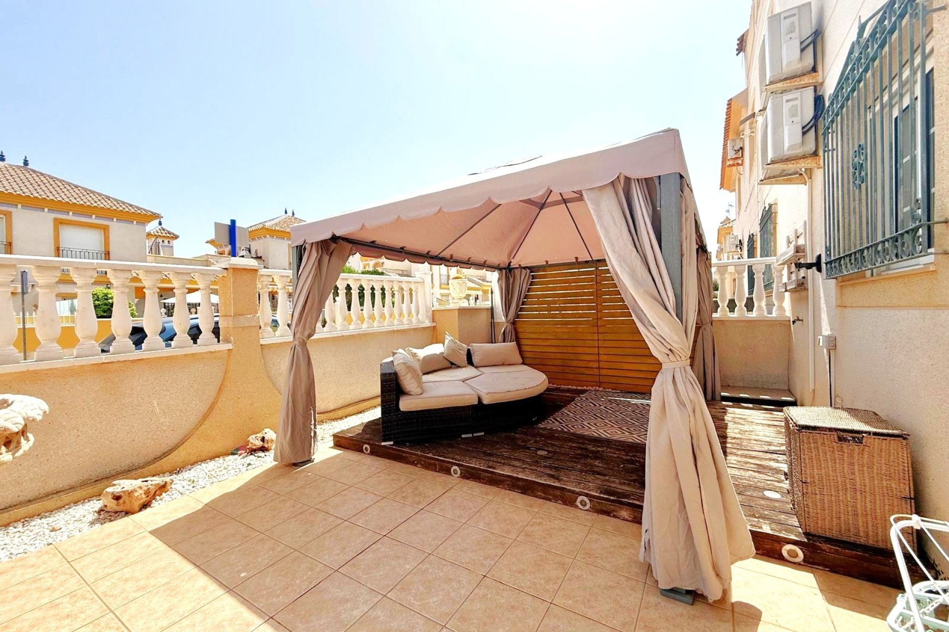 Resale - apartment -
Orihuela Costa - Villamartín