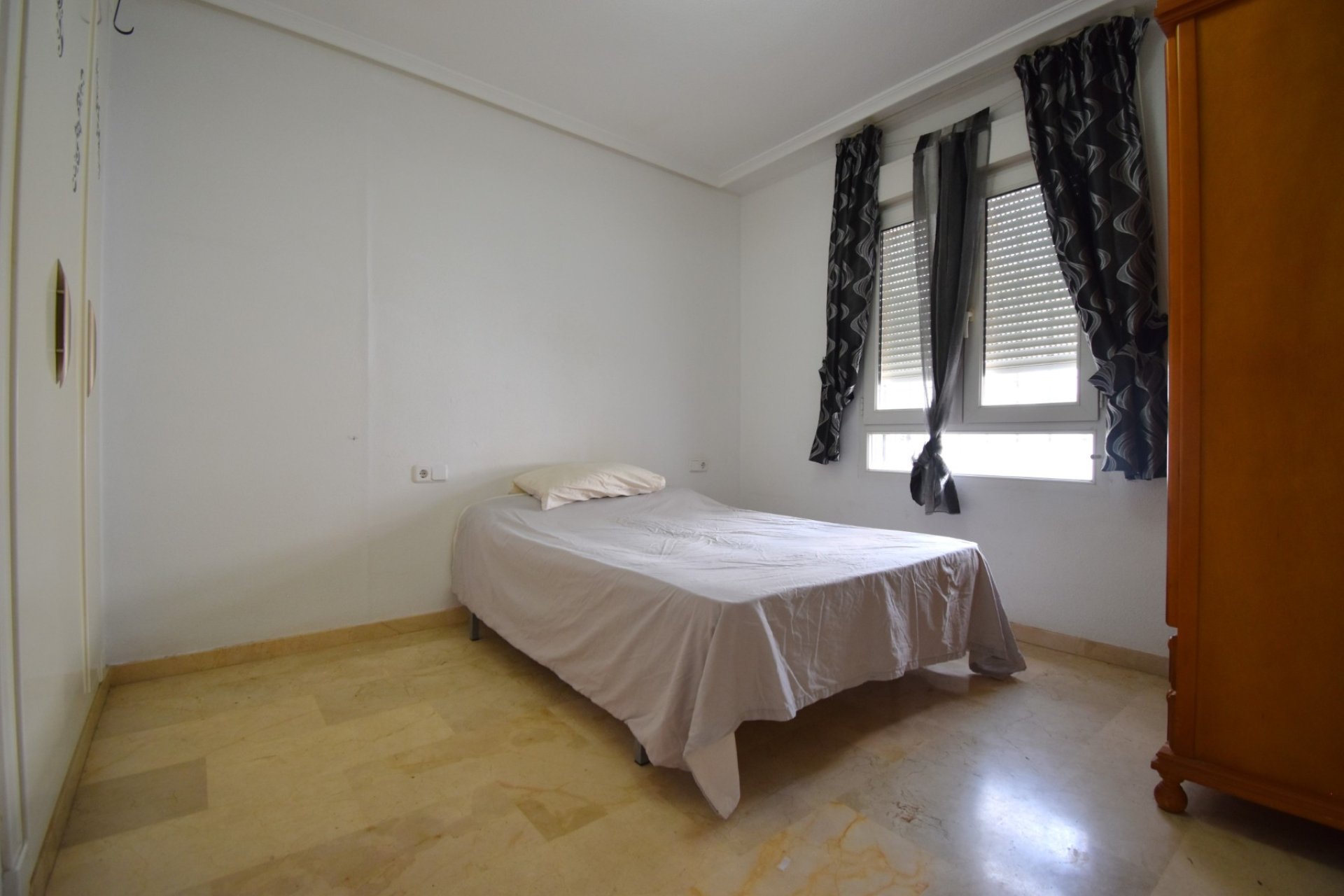 Resale - apartment -
Orihuela Costa - Villamartín
