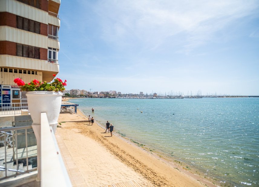 Resale - apartment -
Torrevieja - Acequion