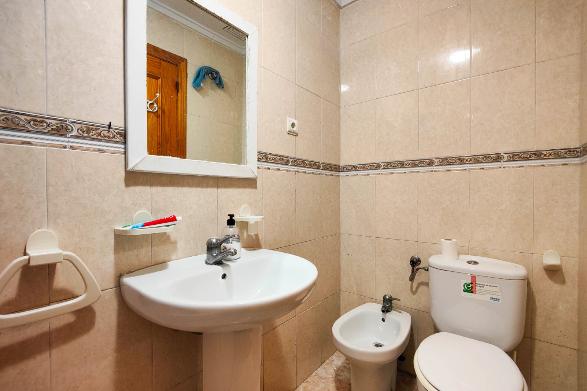 Resale - apartment -
Torrevieja - Antonio Machado