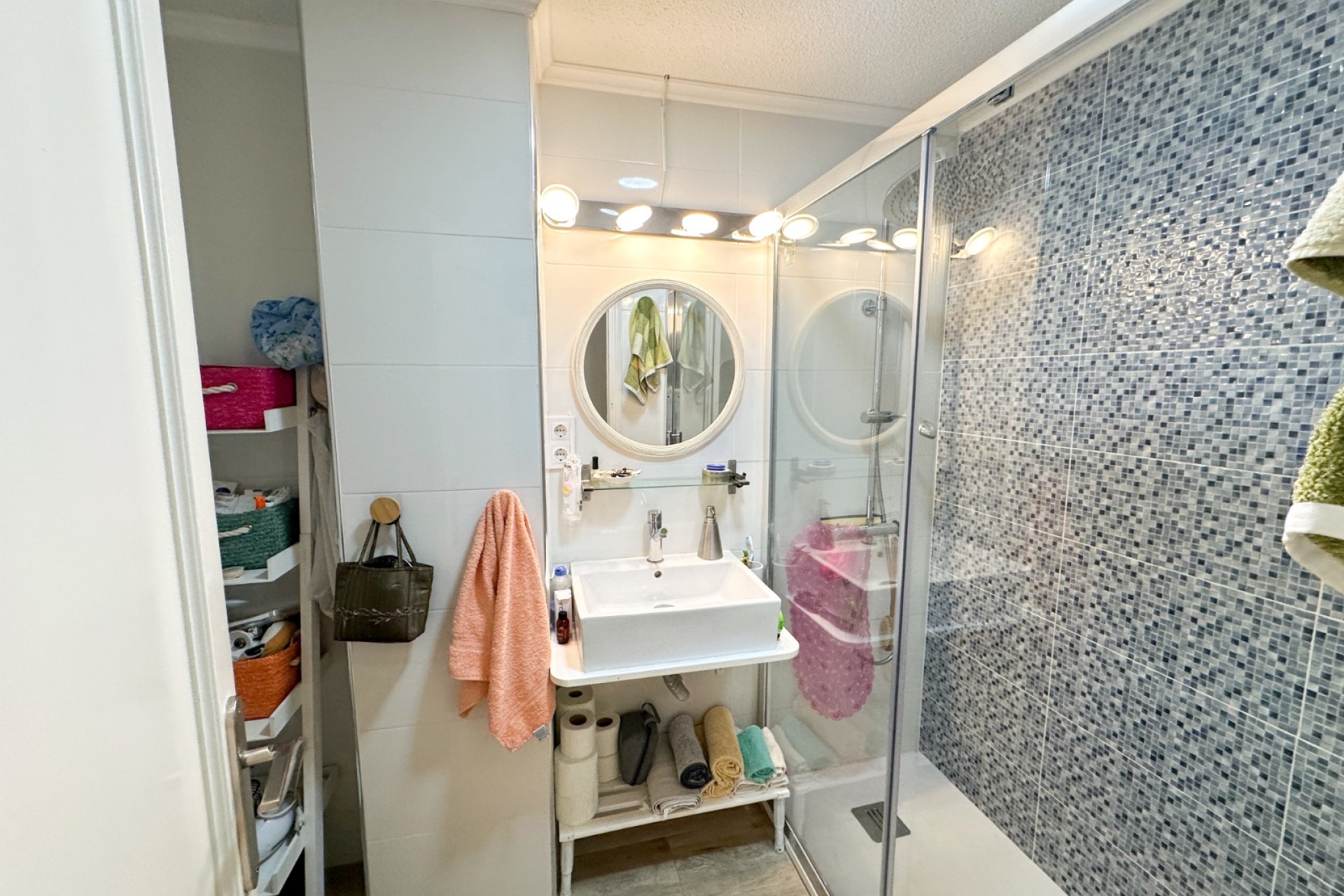 Resale - apartment -
Torrevieja - Center