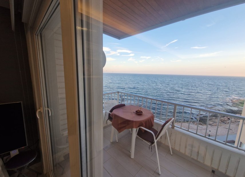 Resale - apartment -
Torrevieja - Costa Blanca