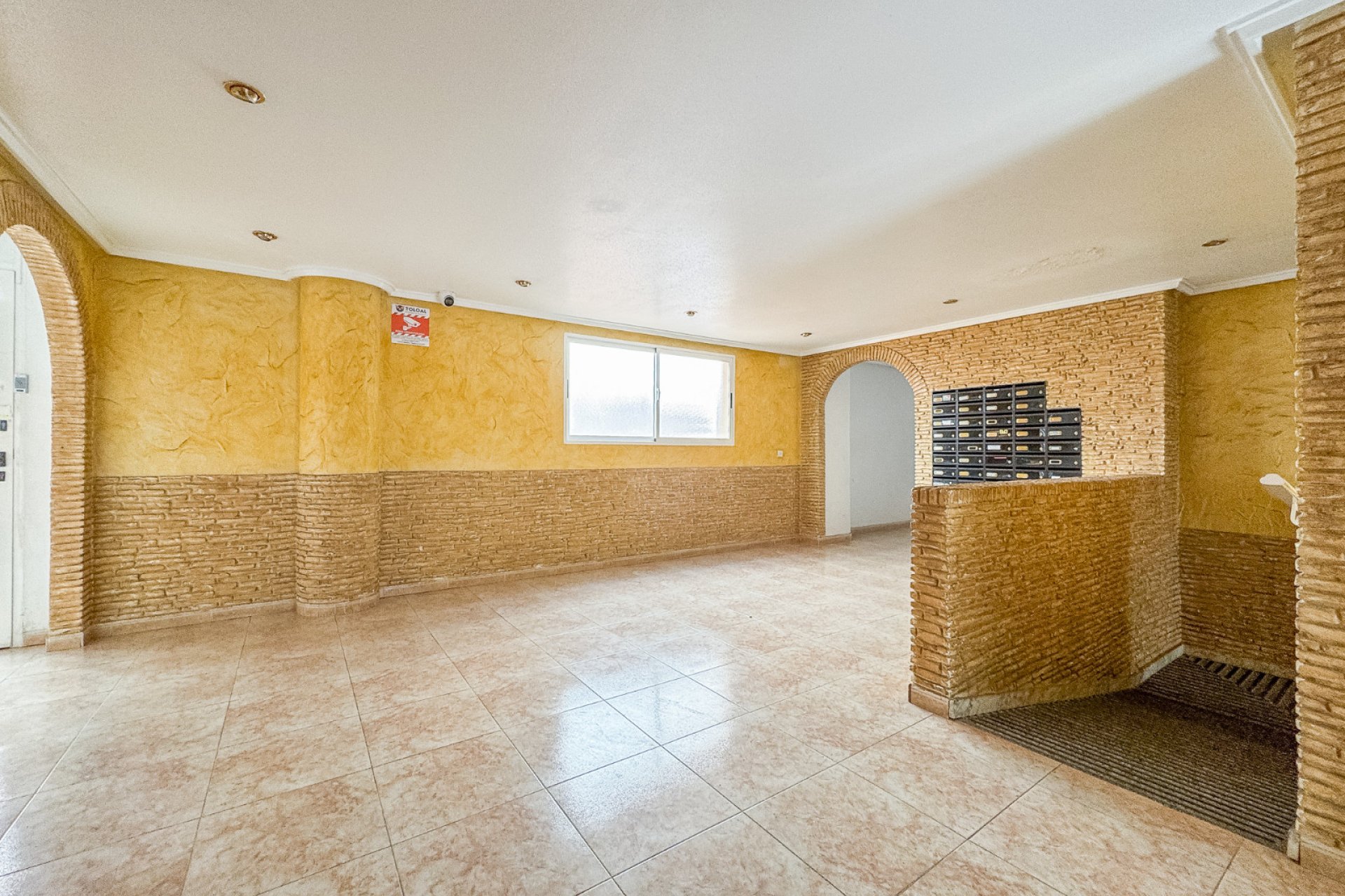 Resale - apartment -
Torrevieja - El molino
