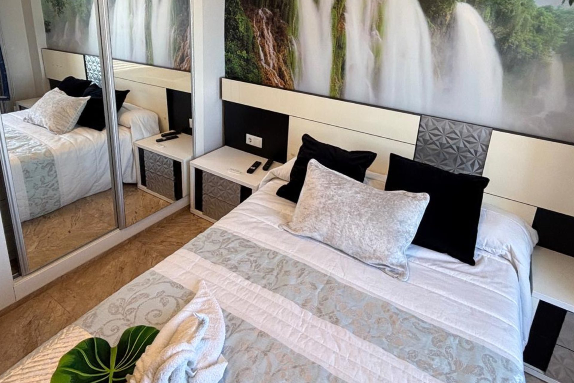 Resale - apartment -
Torrevieja - La Mata
