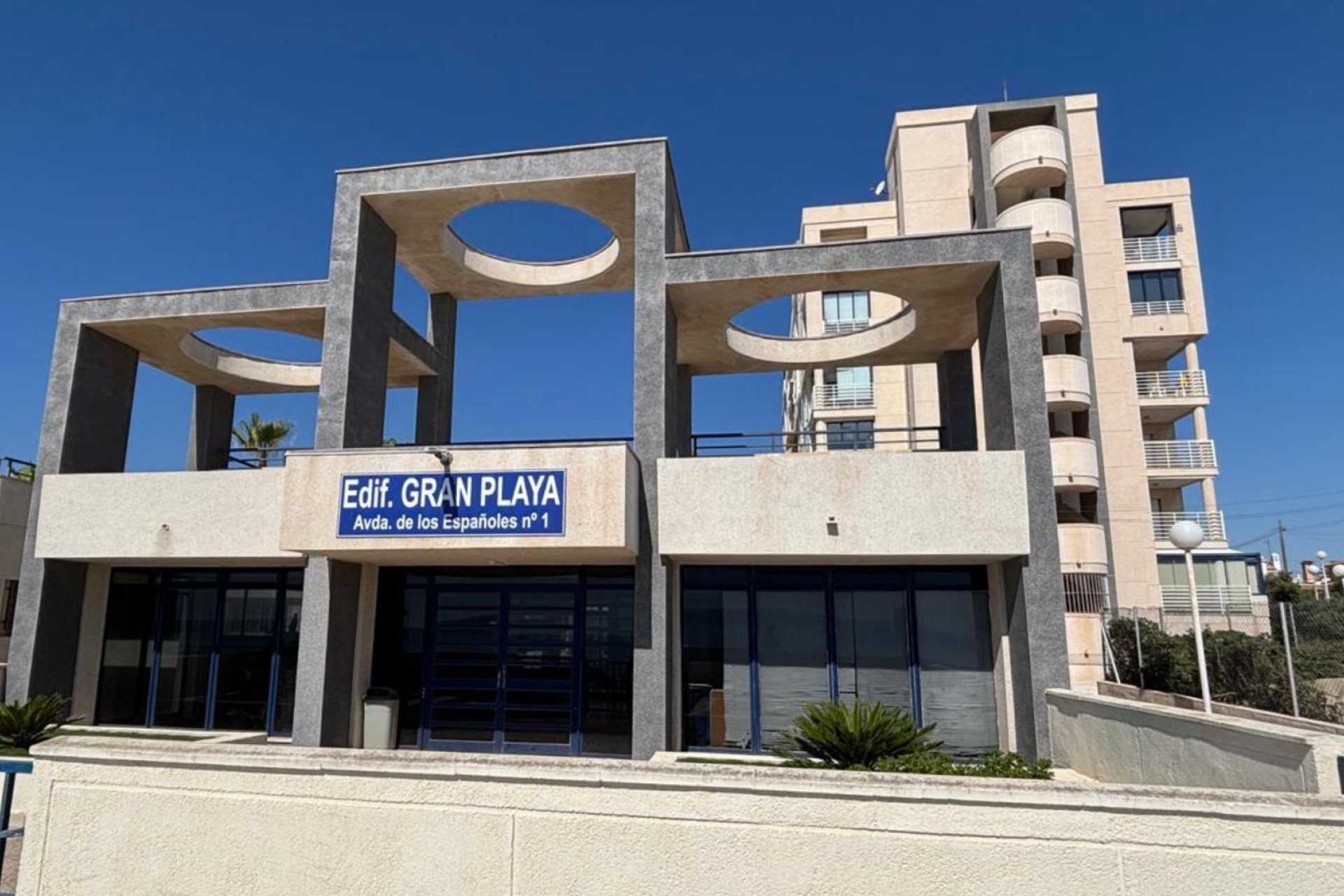 Resale - apartment -
Torrevieja - La Mata