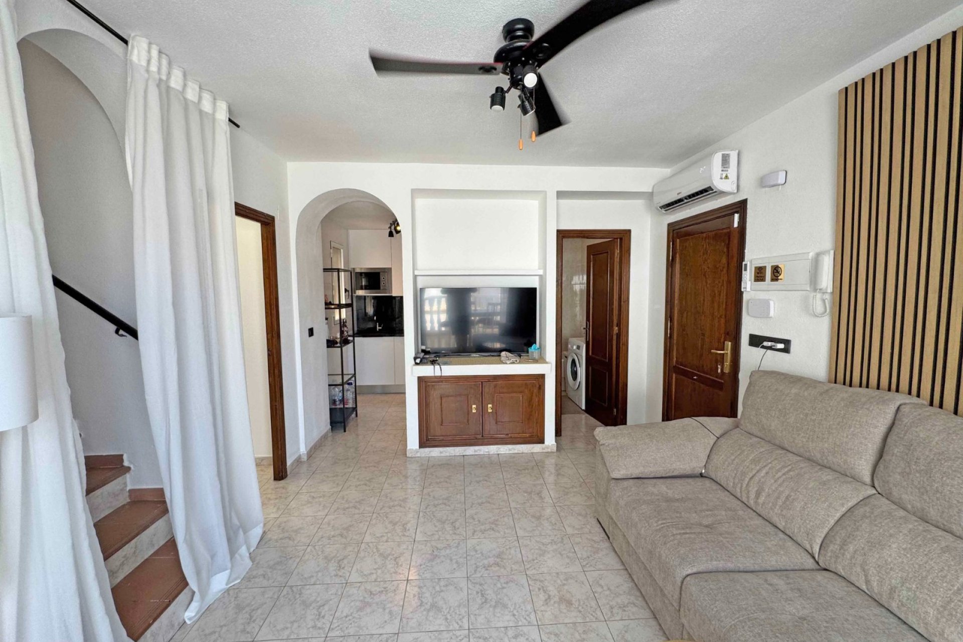 Resale - apartment -
Torrevieja - La Mata